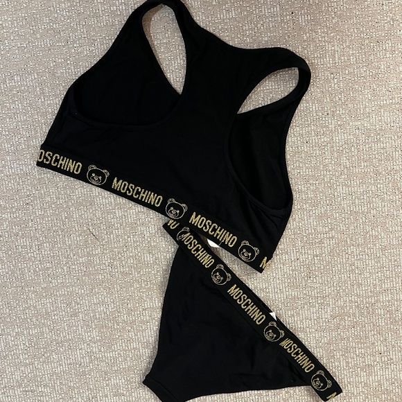 Love Moschino bra and panties set NWOT - Picture 1 of 4